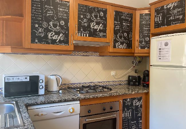 Villa em Albufeira - Moradia T3 Águia Marina, com piscina e churrasqueira  Villa em Albufeira - Moradia T3 Águia Marina, com piscina e churrasqueira