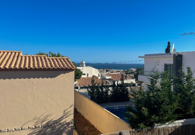 Villa em Albufeira - Moradia T3 Águia Marina, com piscina e churrasqueira  Villa em Albufeira - Moradia T3 Águia Marina, com piscina e churrasqueira