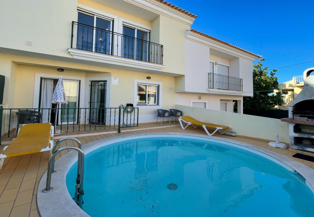 Villa em Albufeira - Moradia T3 Águia Marina, com piscina e churrasqueira 