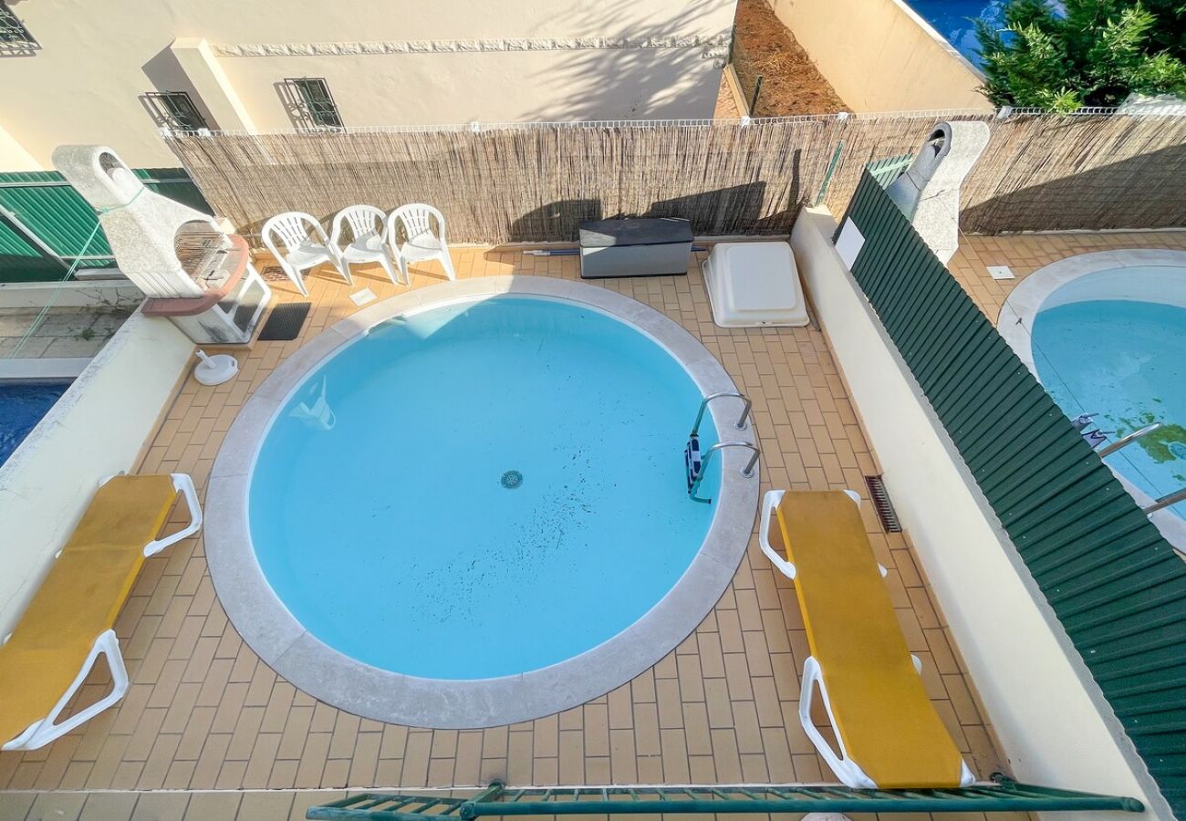 Villa em Albufeira - Moradia T3 Águia Marina, com piscina e churrasqueira 