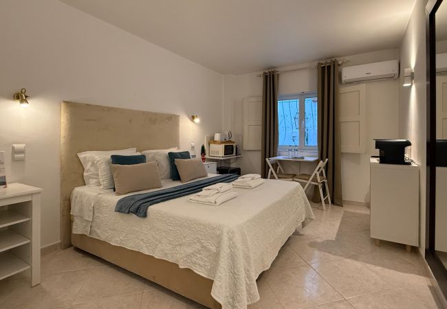 Quarto em Albufeira - Sofeelings, Quarto Praia_Piso 1, Baixa de Albufeira Quarto em Albufeira - Sofeelings, Quarto Praia_Piso 1, Baixa de Albufeira