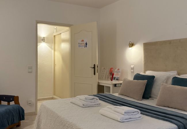Quarto em Albufeira - Sofeelings, Quarto Praia_Piso 1, Baixa de Albufeira Quarto em Albufeira - Sofeelings, Quarto Praia_Piso 1, Baixa de Albufeira