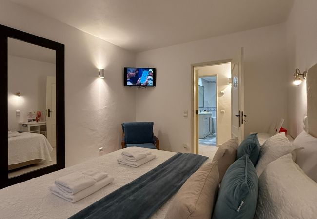 Quarto em Albufeira - Sofeelings, Quarto Praia_Piso 1, Baixa de Albufeira Quarto em Albufeira - Sofeelings, Quarto Praia_Piso 1, Baixa de Albufeira