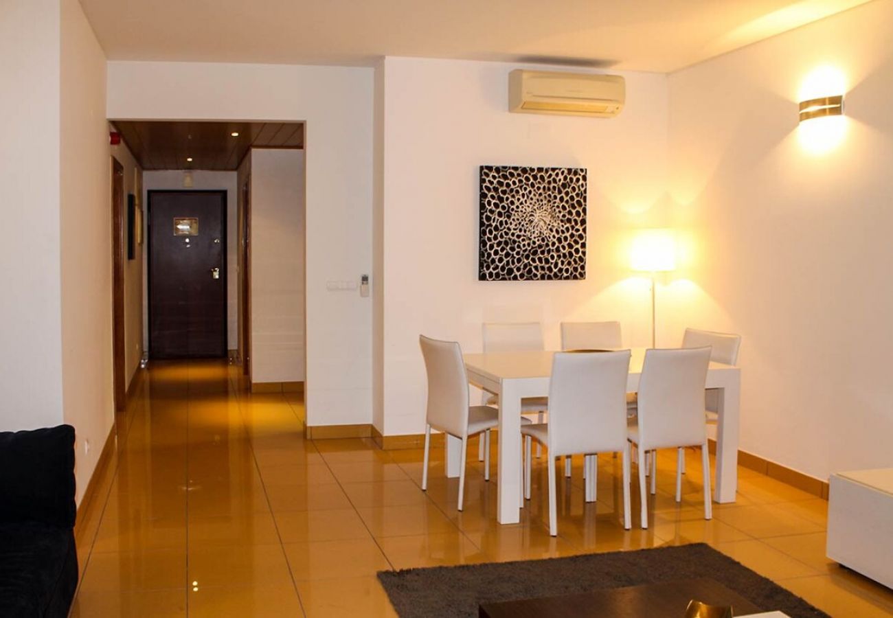Apartamento em Albufeira - Apartamentos da Orada, T1-A_122, na Marina de Albufeira, junto à praia de São Rafael 1,5km 