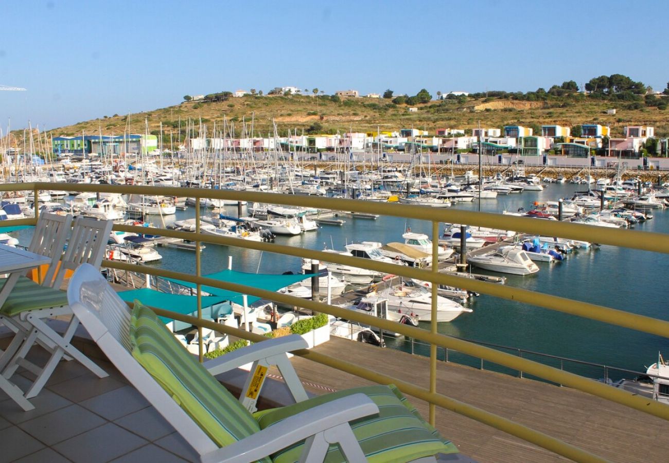 Apartamento em Albufeira - Apartamentos Costa de Ouro T2-Marina de Albufeira 