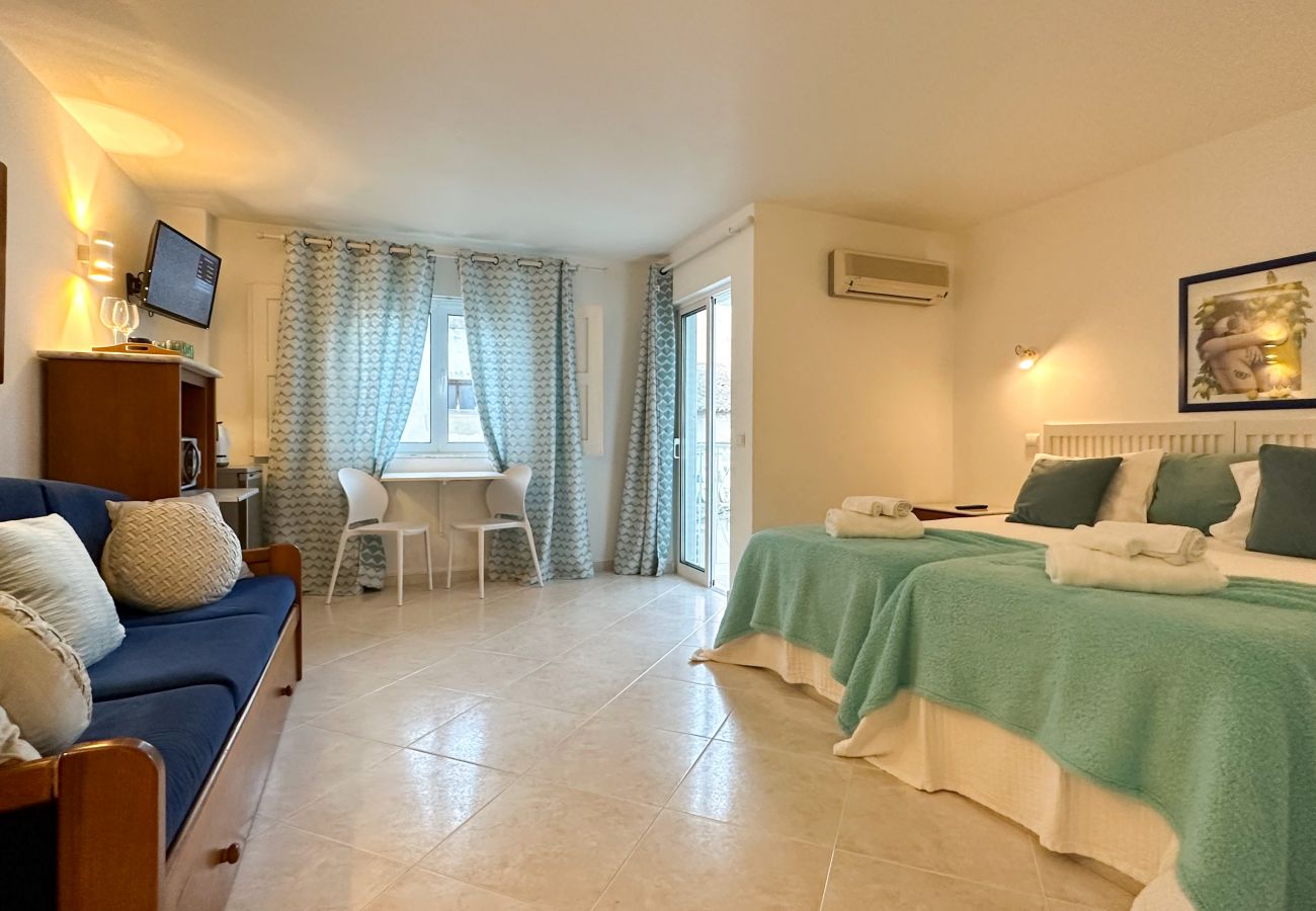 Quarto em Albufeira - Sofeelings, Quarto Mar_Piso 2, Baixa de Albufeira