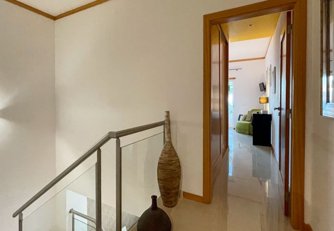 Casa geminada em Albufeira - Cerro de Águia, Albufeira, Moradia T2 c/ piscina Casa geminada em Albufeira - Cerro de Águia, Albufeira, Moradia T2 c/ piscina