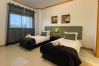 Casa geminada em Albufeira - Cerro de Águia, Albufeira, Moradia T2 c/ piscina