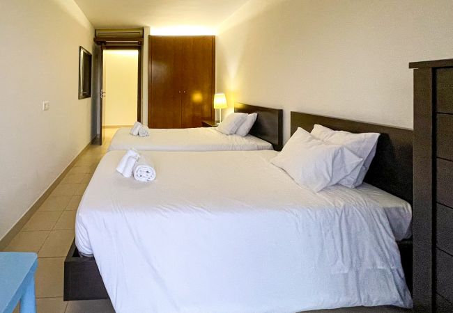 Apartamento em Albufeira - Herdade dos Salgados, T3-8C_1B, Vila das Lagoas, Albufeira Apartamento em Albufeira - Herdade dos Salgados, T3-8C_1B, Vila das Lagoas, Albufeira