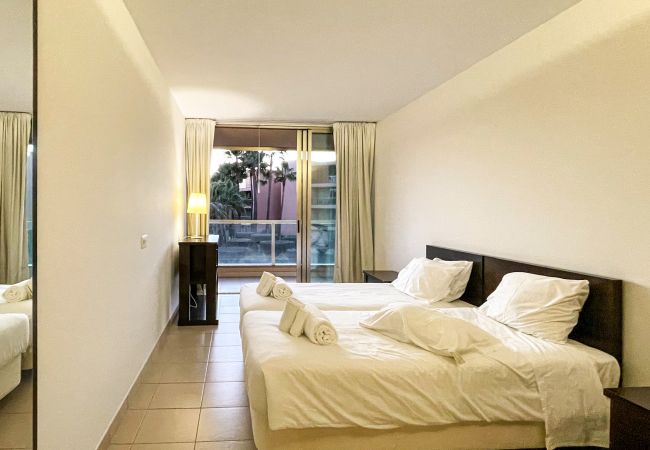 Apartamento em Albufeira - Herdade dos Salgados, T3-8C_1B, Vila das Lagoas, Albufeira Apartamento em Albufeira - Herdade dos Salgados, T3-8C_1B, Vila das Lagoas, Albufeira