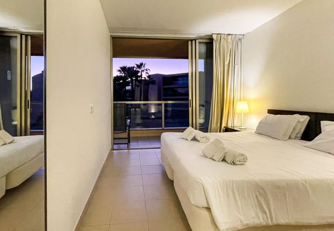 Apartamento em Albufeira - Herdade dos Salgados, T3-8C_1B, Vila das Lagoas, Albufeira Apartamento em Albufeira - Herdade dos Salgados, T3-8C_1B, Vila das Lagoas, Albufeira