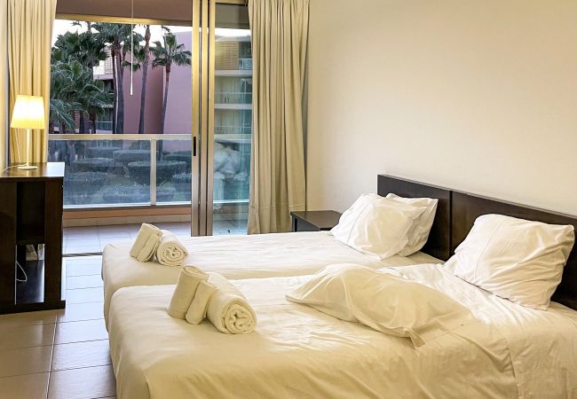 Apartamento em Albufeira - Herdade dos Salgados, T3-8C_1B, Vila das Lagoas, Albufeira Apartamento em Albufeira - Herdade dos Salgados, T3-8C_1B, Vila das Lagoas, Albufeira