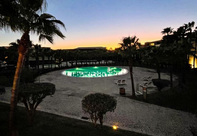 Apartamento em Albufeira - Herdade dos Salgados, T3-8C_1B, Vila das Lagoas, Albufeira Apartamento em Albufeira - Herdade dos Salgados, T3-8C_1B, Vila das Lagoas, Albufeira