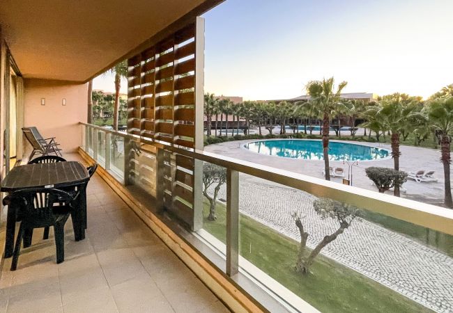 Apartamento em Albufeira - Herdade dos Salgados, T3-8C_1B, Vila das Lagoas, Albufeira Apartamento em Albufeira - Herdade dos Salgados, T3-8C_1B, Vila das Lagoas, Albufeira
