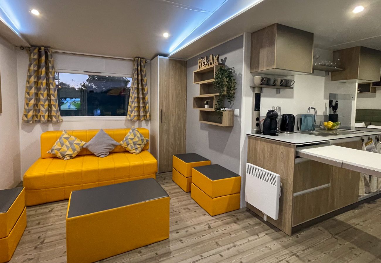 Casa rural em Albufeira - Casa Amarela - Alojamento Rural em Casa Modular