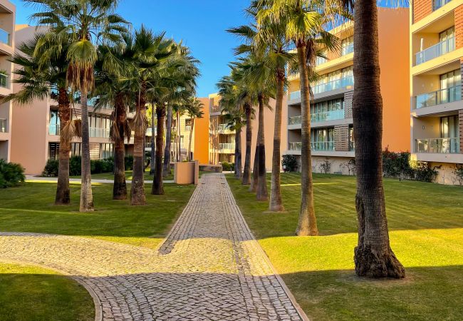 Apartamento em Albufeira - Herdade dos Salgados, T3-8C_0C, Vila das Lagoas, Albufeira