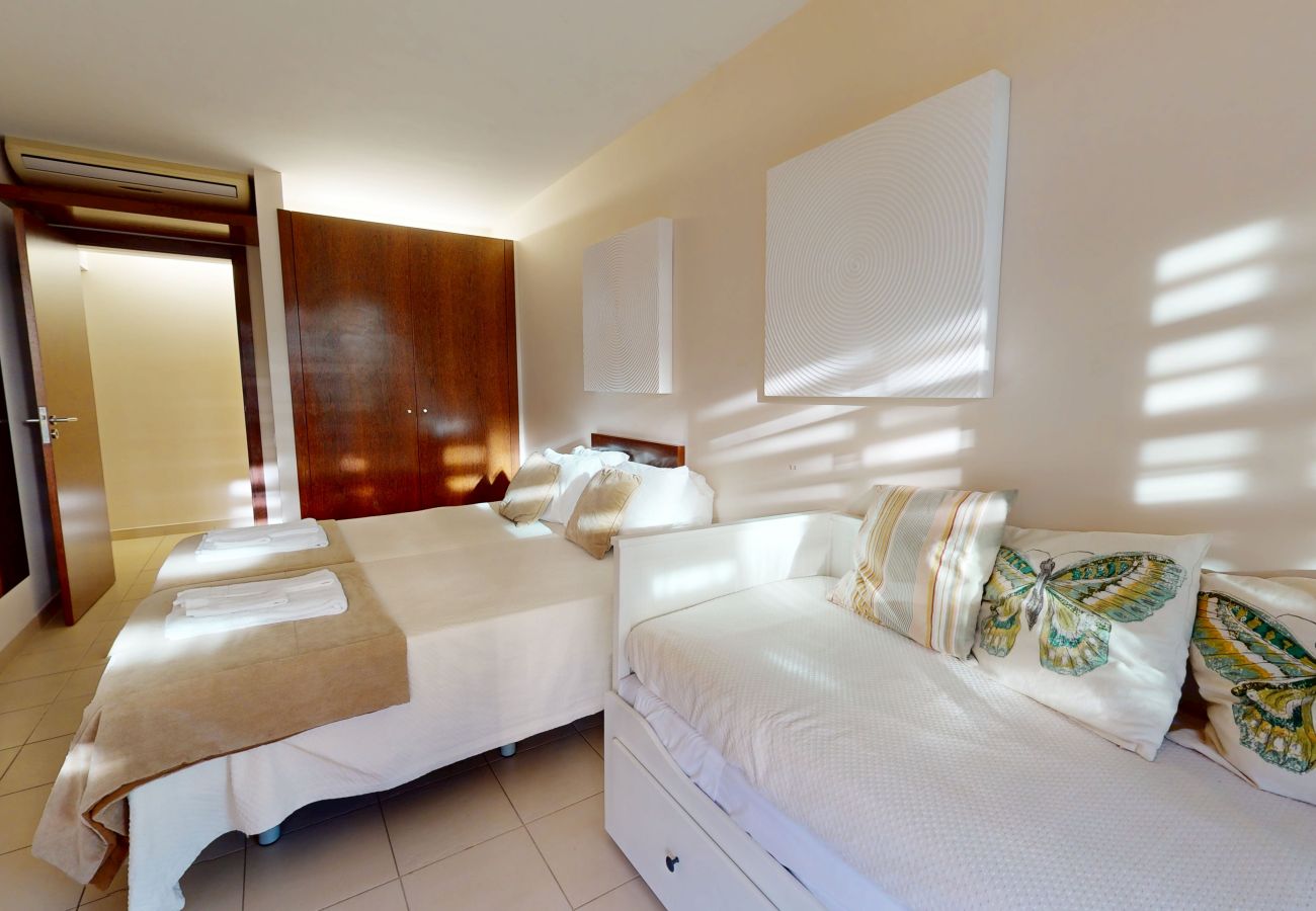 Apartamento em Albufeira - Herdade dos Salgados, T3-8C_0C, Vila das Lagoas, Albufeira