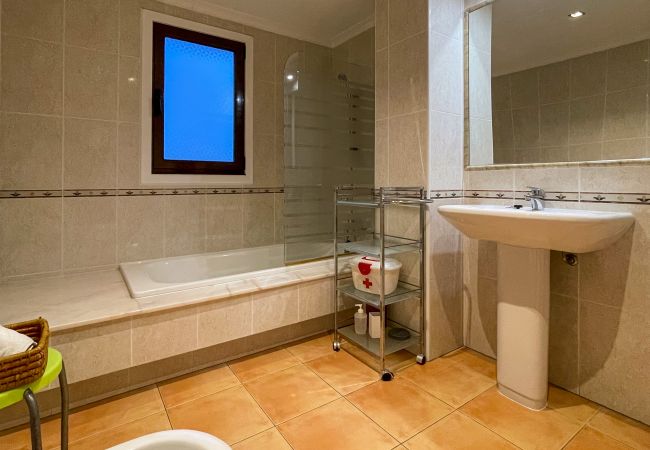 Apartamento em Albufeira - Apartamento T2, Praia da Falésia, Albufeira Apartamento em Albufeira - Apartamento T2, Praia da Falésia, Albufeira