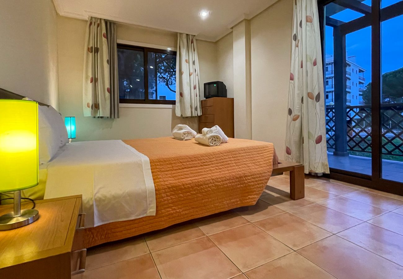 Apartamento em Albufeira - Apartamento T2, Praia da Falésia, Albufeira