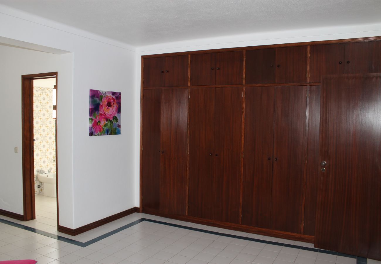 Apartamento em Albufeira - Apartamento T3 Gemeas, a 20 metros da Praia dos Olhos de Água