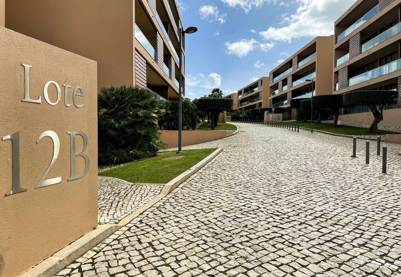 Apartamento em Albufeira - Herdade dos Salgados, T2-12B_4C, Vila das Lagoas, Albufeira.