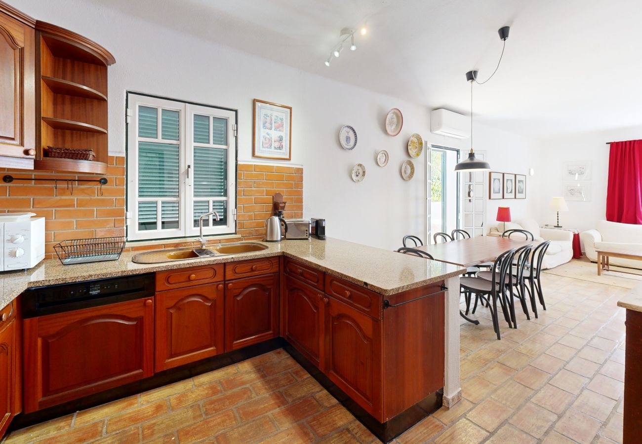 Villa em Albufeira - Casa das Conchas V4, Praia da Coelha