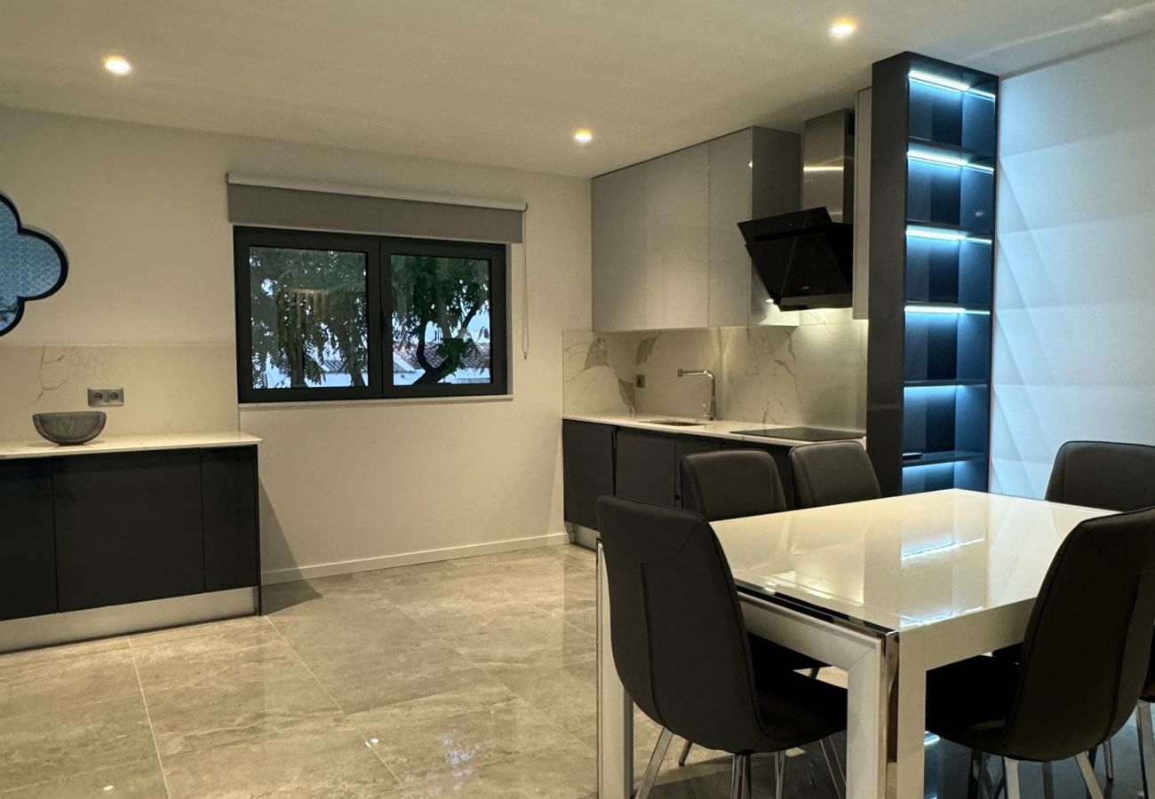 Casa em Albufeira - Casa Pontes Silva T2, 200m Praia do Túnel