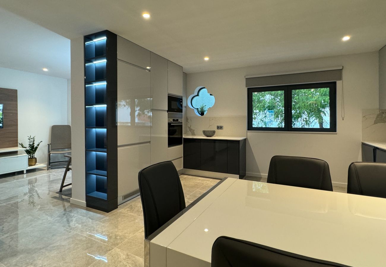 Casa em Albufeira - Casa Pontes Silva T2, 200m Praia do Túnel