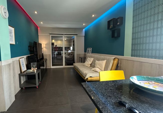 Apartamento em Albufeira - Apartamento T1 Caliços 600mt Praia dos Pescadores  Apartamento em Albufeira - Apartamento T1 Caliços 600mt Praia dos Pescadores