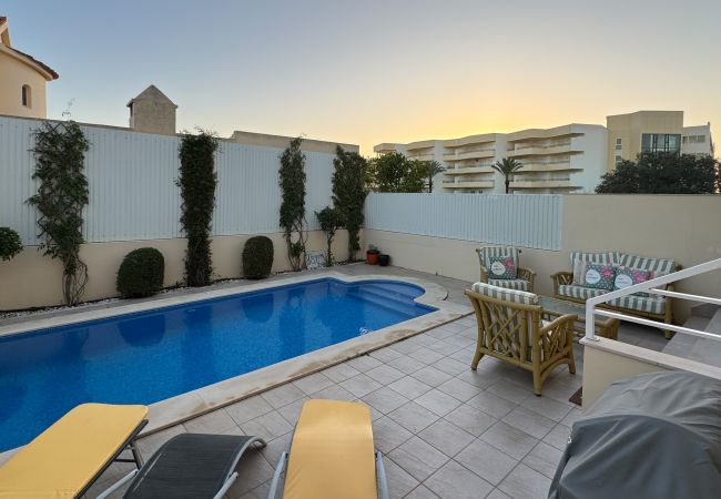 Casa geminada em Albufeira - Vivenda Mystic Galé T3 a 500m da Praia Casa geminada em Albufeira - Vivenda Mystic Galé T3 a 500m da Praia