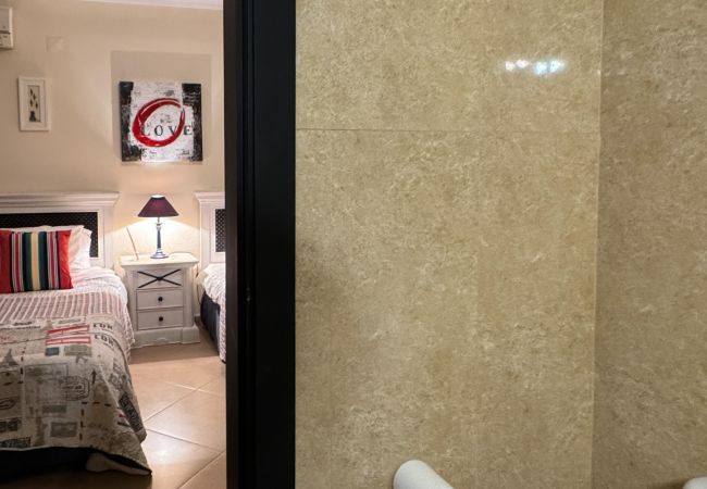 Casa geminada em Albufeira - Vivenda Mystic Galé T3 a 500m da Praia Casa geminada em Albufeira - Vivenda Mystic Galé T3 a 500m da Praia