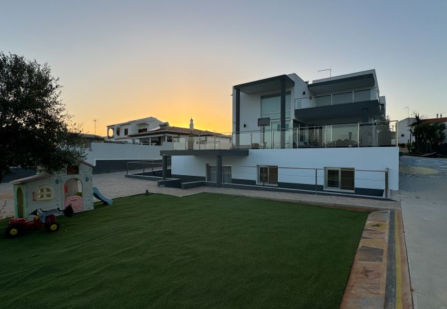 Casa geminada em Albufeira - Moradia T2 Estrelo Casa geminada em Albufeira - Moradia T2 Estrelo