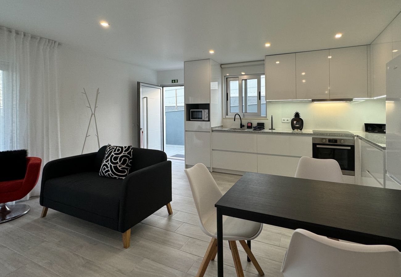 Casa geminada em Albufeira - Moradia T2 Estrelo