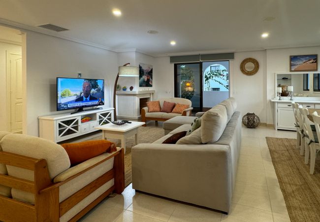 Apartamento em Albufeira - Apartamento T2, Praia da Falésia 1C, Albufeira Apartamento em Albufeira - Apartamento T2, Praia da Falésia 1C, Albufeira