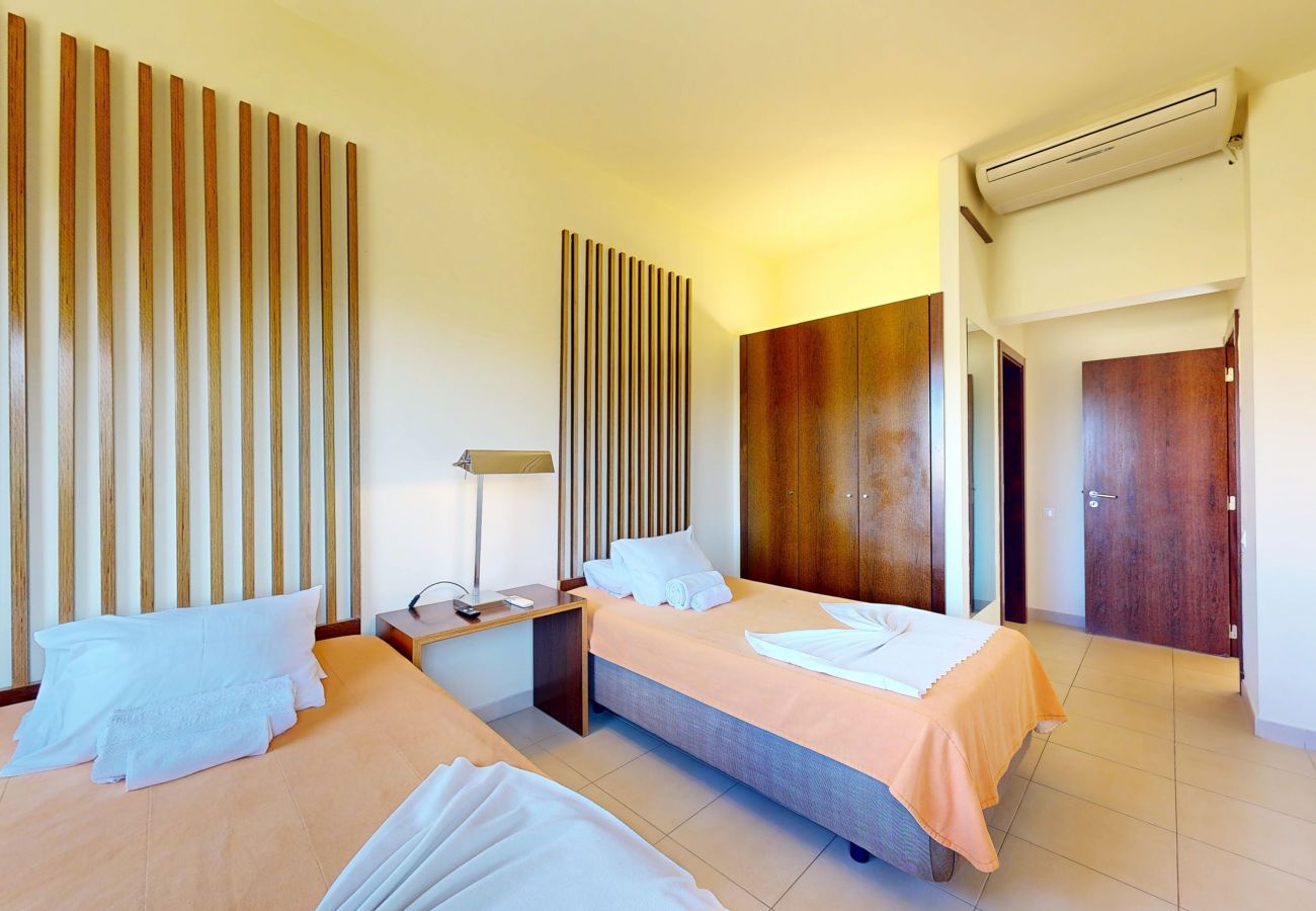 Villa em Albufeira - Herdade dos Salgados, Villa V3 com Piscina Privada