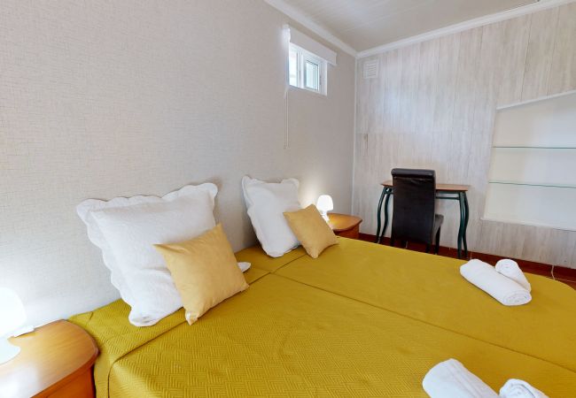 Alojamento de turismo rural em Guia - Quinta Casalinho - T2 Oura Alojamento de turismo rural em Guia - Quinta Casalinho - T2 Oura