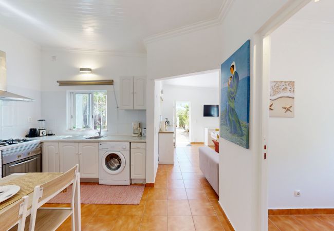 Alojamento de turismo rural em Guia - Quinta Casalinho - T2 Amendoeira Alojamento de turismo rural em Guia - Quinta Casalinho - T2 Amendoeira