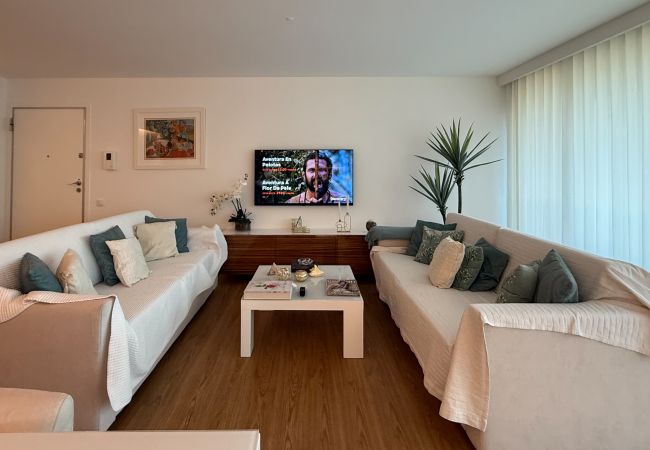 Apartamento em Albufeira - Herdade dos Salgados, T3 8B-1B, Vila das Lagoas Apartamento em Albufeira - Herdade dos Salgados, T3 8B-1B, Vila das Lagoas