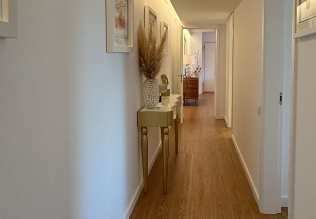 Apartamento em Albufeira - Herdade dos Salgados, T3 8B-1B, Vila das Lagoas Apartamento em Albufeira - Herdade dos Salgados, T3 8B-1B, Vila das Lagoas