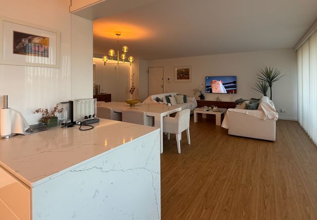 Apartamento em Albufeira - Herdade dos Salgados, T3 8B-1B, Vila das Lagoas Apartamento em Albufeira - Herdade dos Salgados, T3 8B-1B, Vila das Lagoas