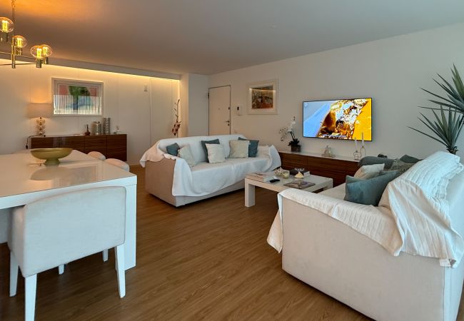 Apartamento em Albufeira - Herdade dos Salgados, T3 8B-1B, Vila das Lagoas Apartamento em Albufeira - Herdade dos Salgados, T3 8B-1B, Vila das Lagoas