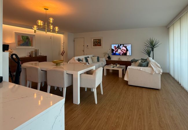Apartamento em Albufeira - Herdade dos Salgados, T3 8B-1B, Vila das Lagoas Apartamento em Albufeira - Herdade dos Salgados, T3 8B-1B, Vila das Lagoas