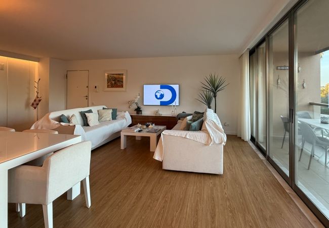 Apartamento em Albufeira - Herdade dos Salgados, T3 8B-1B, Vila das Lagoas Apartamento em Albufeira - Herdade dos Salgados, T3 8B-1B, Vila das Lagoas