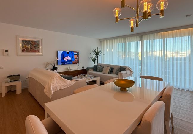 Apartamento em Albufeira - Herdade dos Salgados, T3 8B-1B, Vila das Lagoas Apartamento em Albufeira - Herdade dos Salgados, T3 8B-1B, Vila das Lagoas
