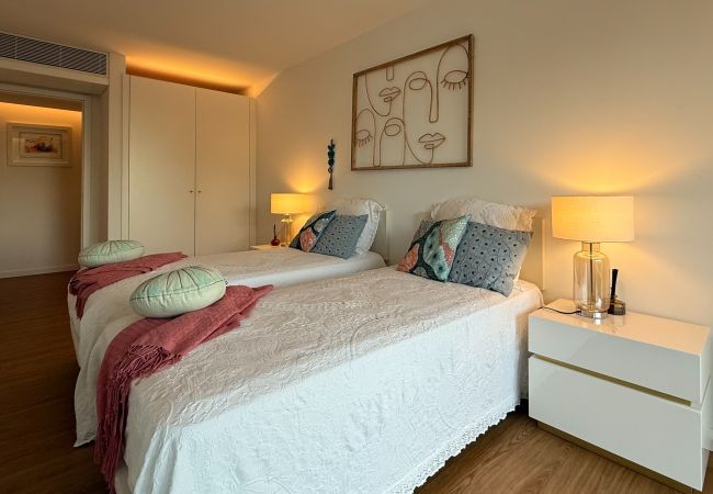 Apartamento em Albufeira - Herdade dos Salgados, T3 8B-1B, Vila das Lagoas Apartamento em Albufeira - Herdade dos Salgados, T3 8B-1B, Vila das Lagoas