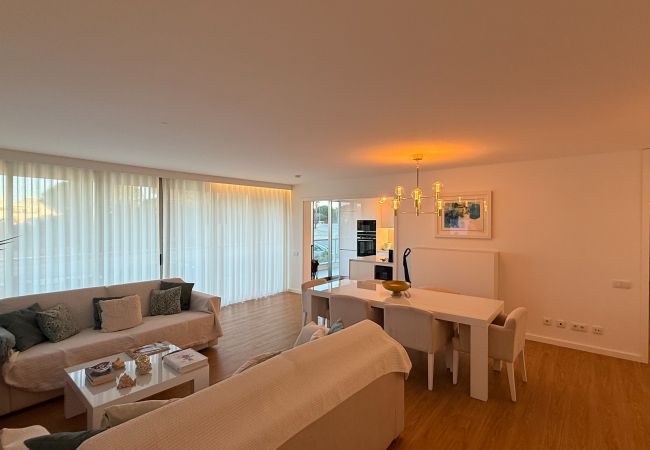 Apartamento em Albufeira - Herdade dos Salgados, T3 8B-1B, Vila das Lagoas Apartamento em Albufeira - Herdade dos Salgados, T3 8B-1B, Vila das Lagoas