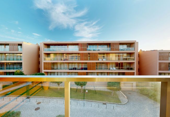 Apartamento em Albufeira - Herdade dos Salgados, T2 12B_3D, Vila das Lagoas Apartamento em Albufeira - Herdade dos Salgados, T2 12B_3D, Vila das Lagoas