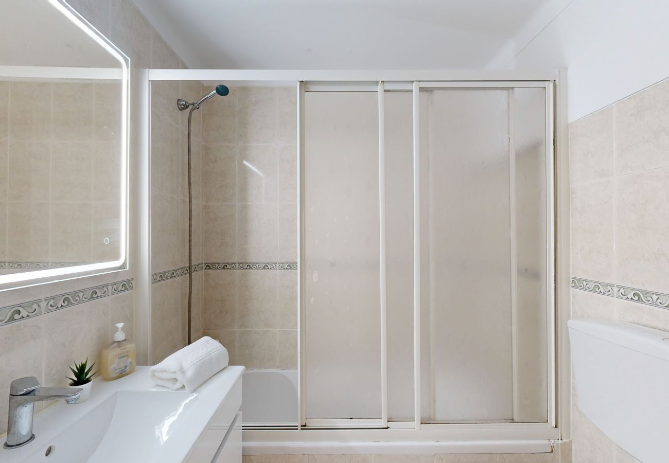 Apartamento em Albufeira -  Apartamento Miha Duplex T1, Montechoro 
