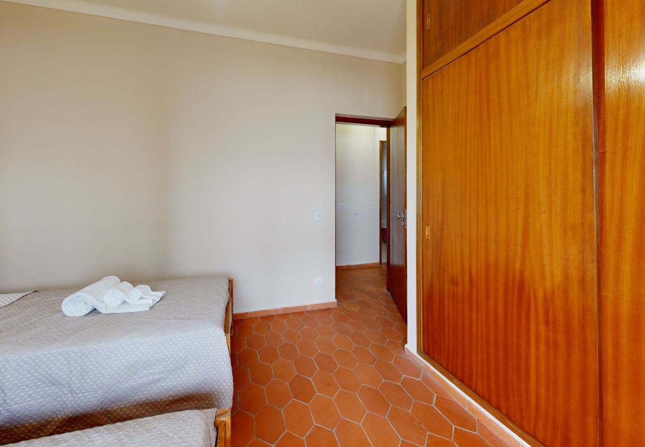 Casa geminada em Albufeira - Oura Villas V3 105