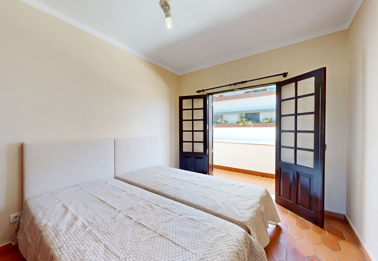 Casa geminada em Albufeira - Oura Villas V4 103